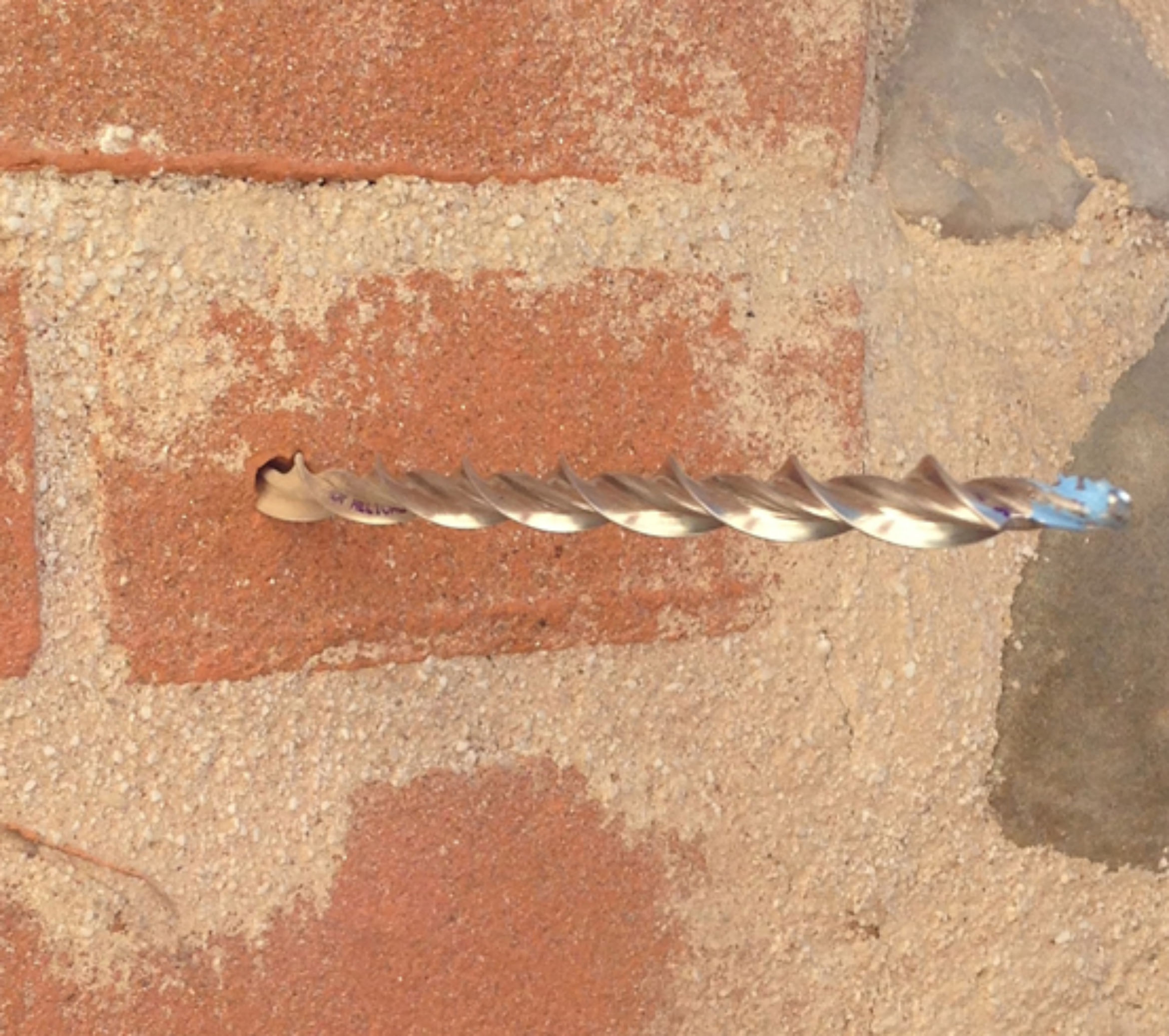 wall tie cutting thread in brick