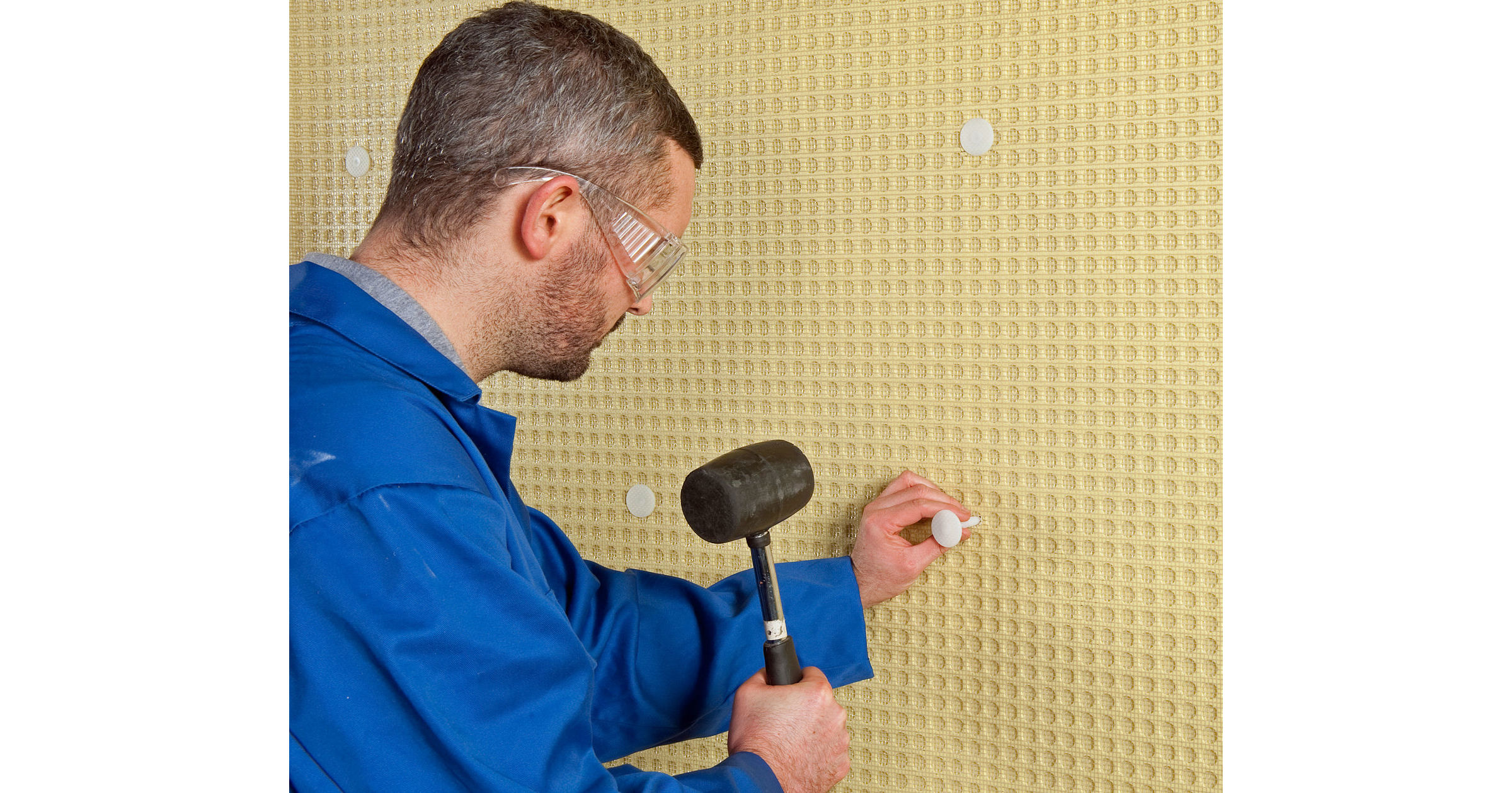 installing damp proof wall membrane